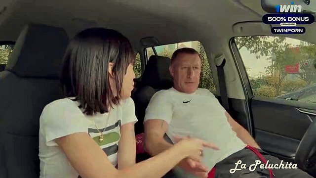 Handjob in the car by a sexy prostitute, an old man cums very hard