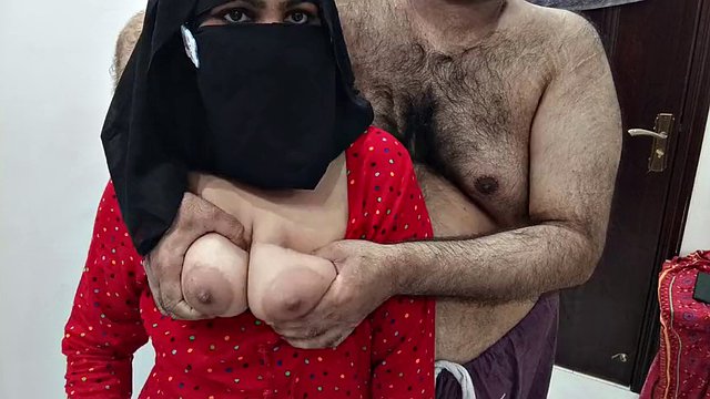 Desi Stepdaughter In Hijaab Fucked By Her Stepfather