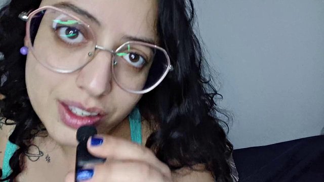 Babyluna939 nimmt ein Video mit einer molligen Freundin auf