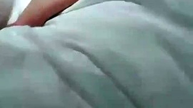[19-year-old girl] got fucked as soon as she got into the sea, two top-notch girls, the best video this year (2) China live broadcast