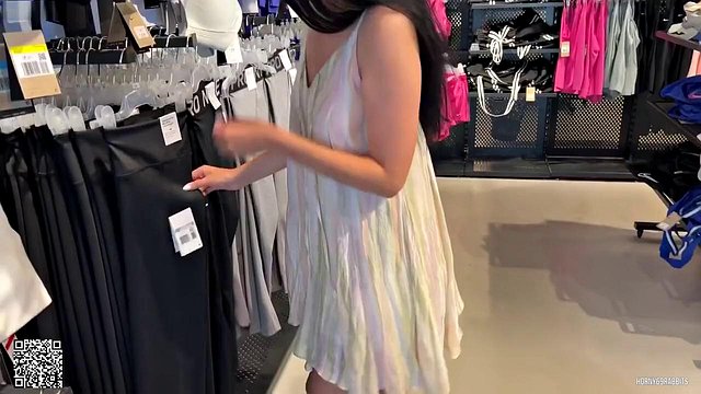 Testing Lovense Vibrator In Public Place With Hot German Girlfriend