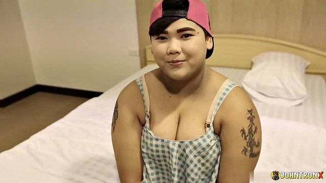 JohnTronX - Hardcore sex with a hot Thai amateur fatty: Blowjob, Doggy & Cowgirl Porn