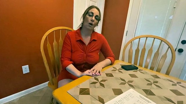Milf College Tutor und der gescheiterte Student - Danni Jones - Ihre Lieblingsstiefmutter