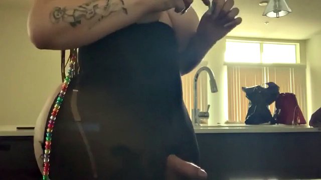 Fat tranny with big booty VH gets blowjob 2