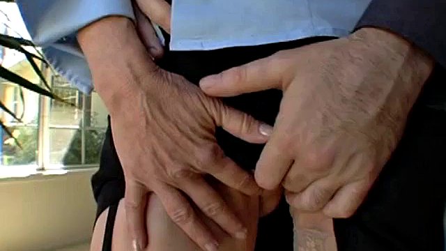Married businesswoman GILF gets BBC for her butt