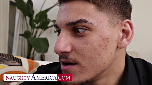 Payton Preslee Trades Blowjobs for Husband's Desired Contract