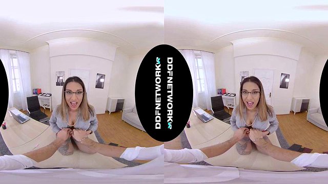 Sjdjdh : Fansly, Vr et réalité virtuelle VR Porn