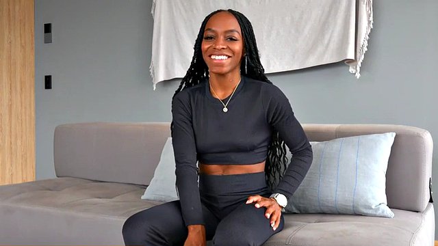 Latina Casting - Ebony hip hop dancer gives ass for a reggaeton concert