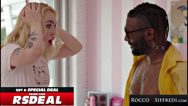ROCCO SIFFREDI - Blondie Greta Foss  Juicy Ass Bounces on Enormous Cock: Porn