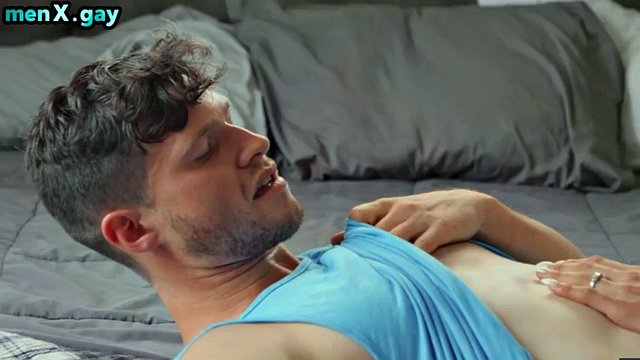 Muscular gay man fucked in an anal hole by a rimming nympho stud