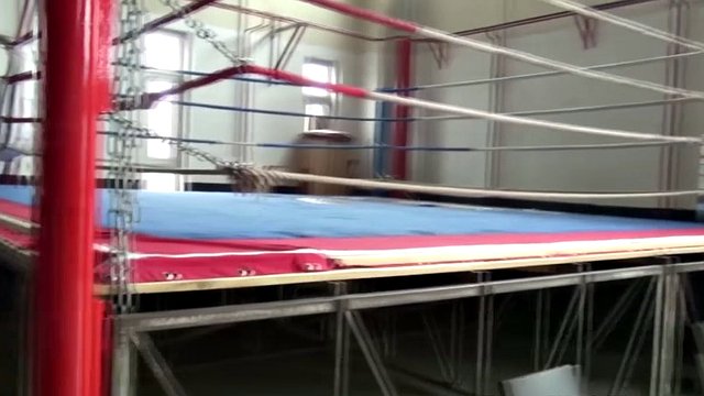 sport girl sucks big dick in the empty gym