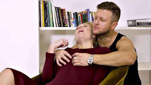 MATURE4K. Job interview ends for hot mature blonde with unplanned affair