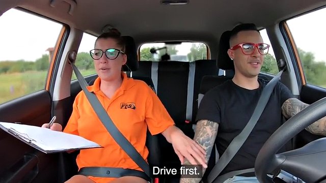 Real drive instructor babe pussypounded by student in car