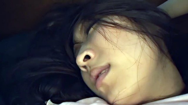 bounded japanese girl yuzu shiina grools and cums on magic wand